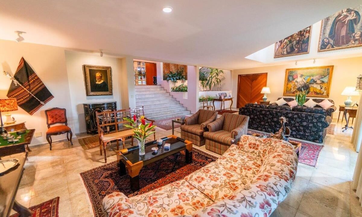 152002_31946358-3e59-4b16-a8d9-0a5778c18f5d_2x