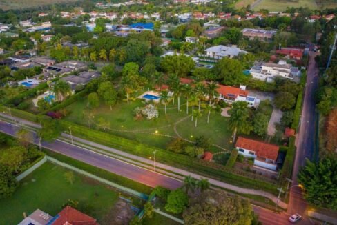 152002_bcd38c71-8981-429e-a0db-167d1c1f42fc_2x