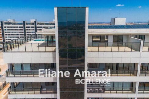 152037_cc8d79c3-db93-4420-a8d0-75a4dca7c053_2x