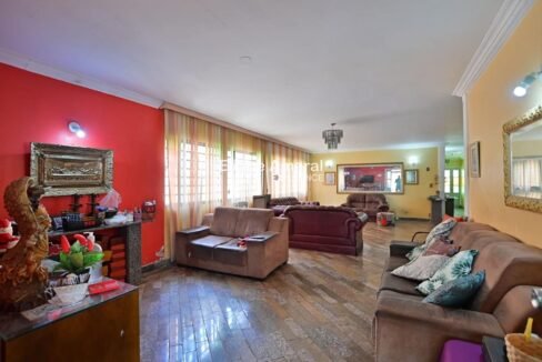 152526_0373f912-4f63-4a48-b835-ba28cf7292df_2x