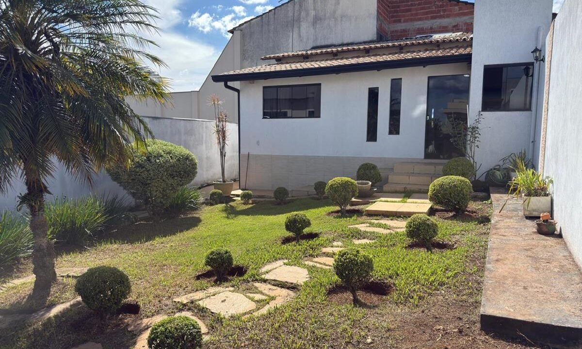 152541_7bb49130-eeef-4189-9c9b-dd671189547e_2x