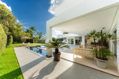 152656_60b625d5-0d74-4ee5-8e32-e4107fdb6a45_2x