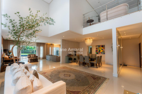 152656_efd7635a-aec6-4758-aa37-c80755b159e9_2x