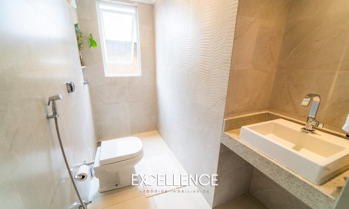 142933_2e8a62c3-0e69-407b-b7ca-2178052b45ee_2x