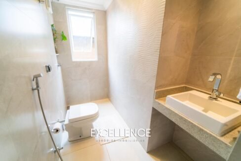 142933_2e8a62c3-0e69-407b-b7ca-2178052b45ee_2x