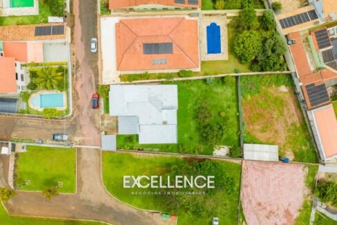 142933_360fd16c-449d-47e1-87af-953ace2998da_2x