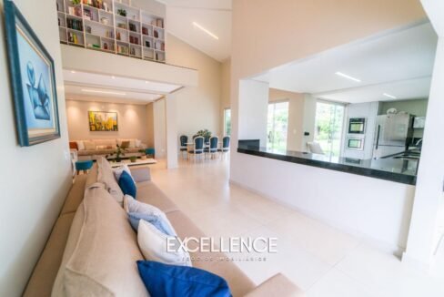 142933_64281f93-a08c-4a58-9976-910a88739fb2_2x